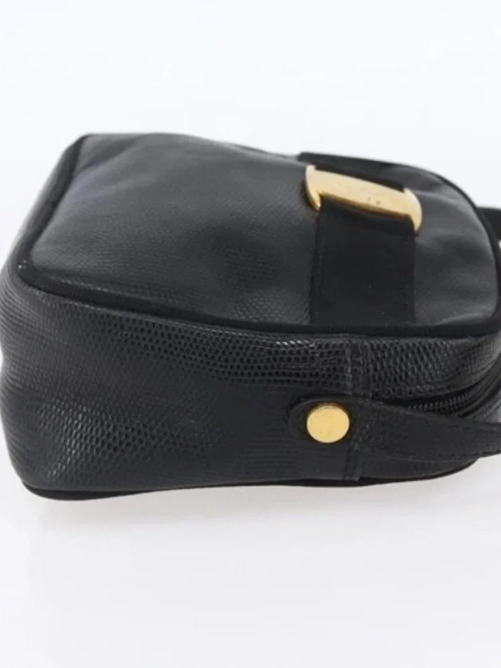 Salvatore Ferragamo Vala Shoulder Bag Leather Black Gold Auth BA7980